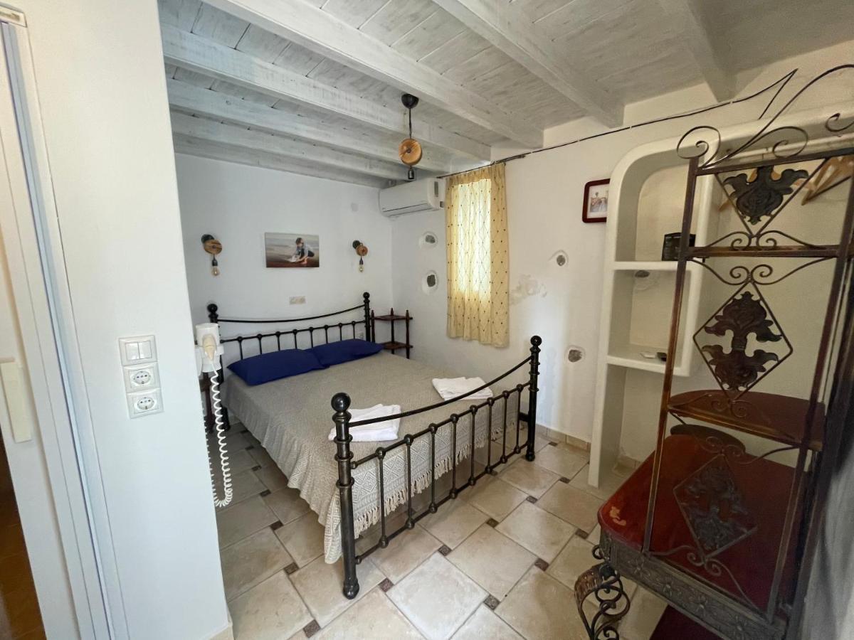 Burgos Barrio Hotel Naxos City Екстериор снимка
